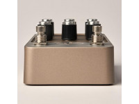 Universal Audio PM-GOLD Golden Reverb Pedal Universal Audio PM-GOLD Golden Reverb Pedal